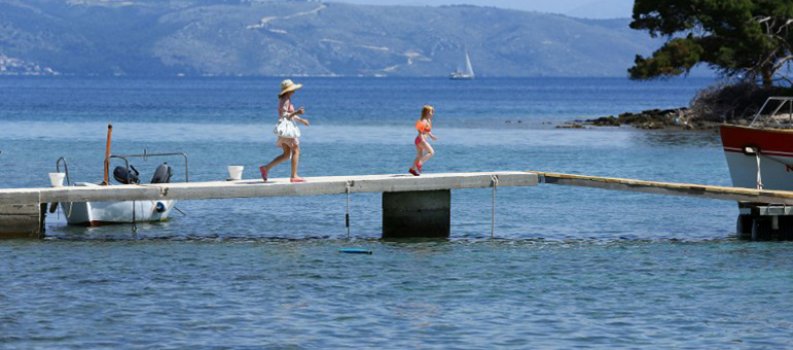 More, sunce, ekspolatacija